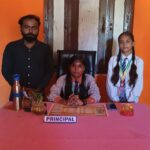 महाराजगंज में कक्षा दसवीं की छात्रा रिया बनी एक दिन की प्रधानाचार्या